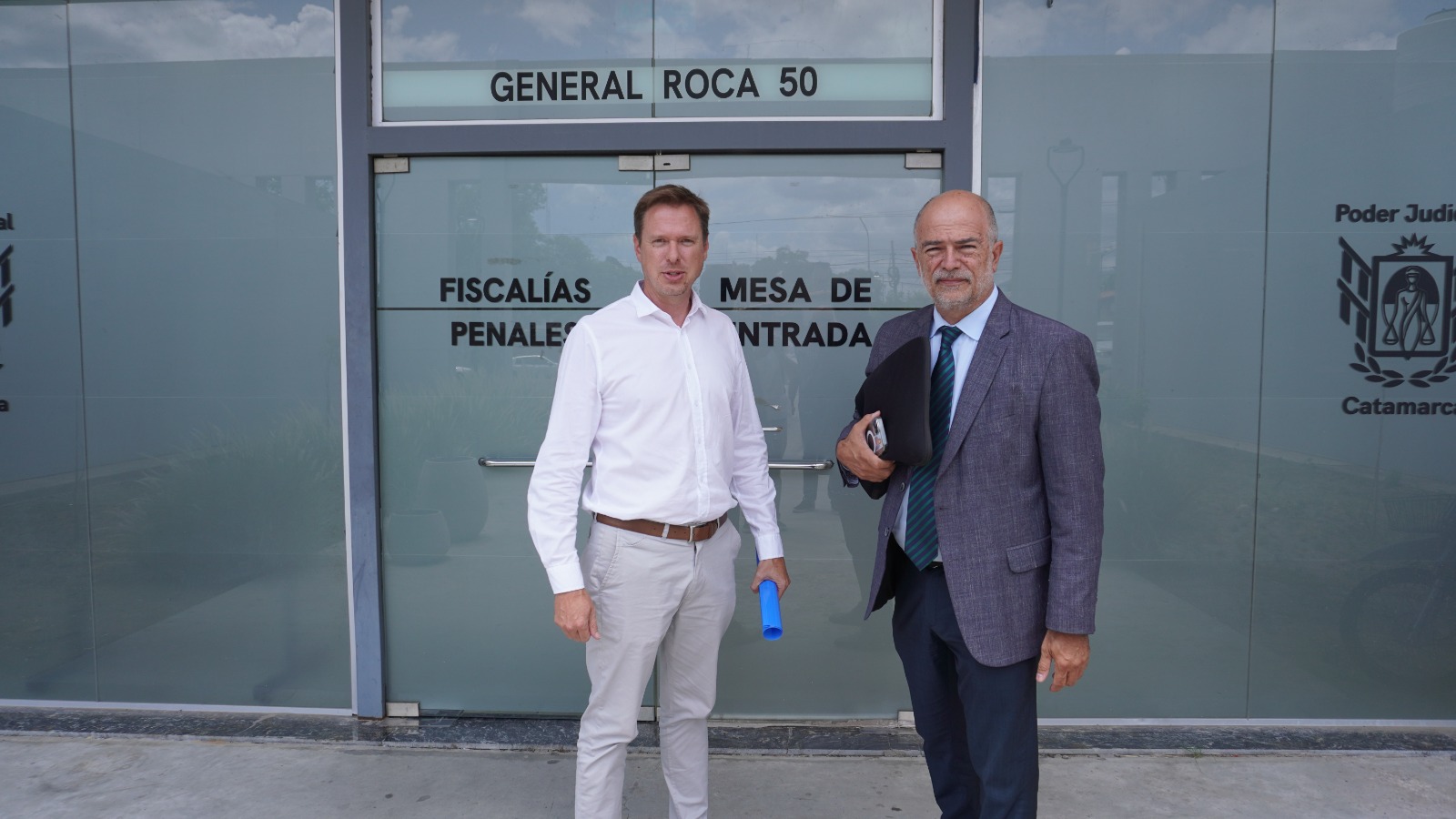 el-ministro-caria-y-el-fiscal-denett-presentaron-denuncia-penal-contra-autores-de-fraudes-con-el-one-shot-plus