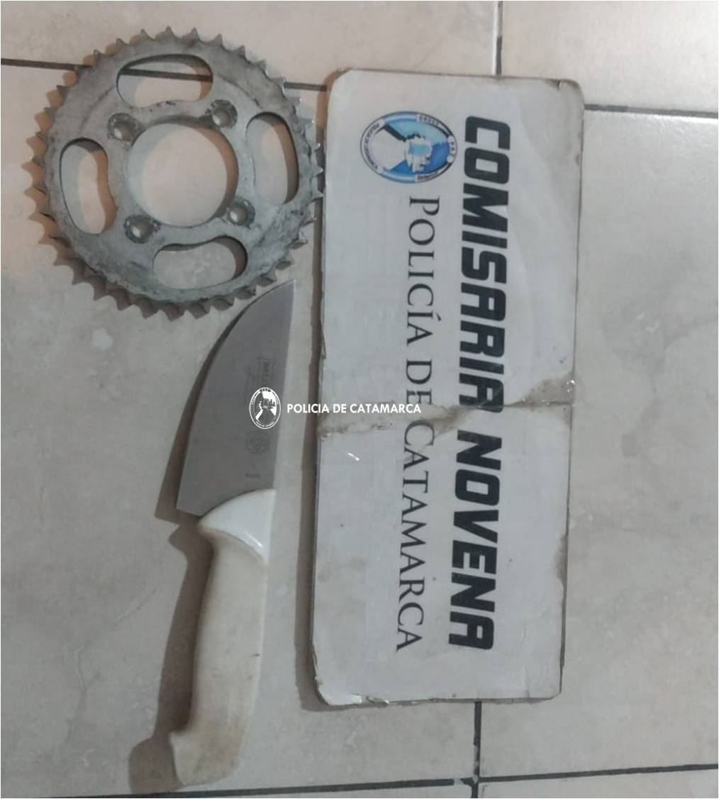 ataco-a-su-hermano-con-la-corona-de-la-moto-y-un-cuchillo