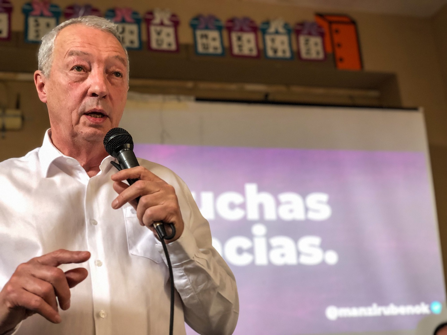 manzi-milei-se-creyo-su-relato-insultar-no-es-gobernar