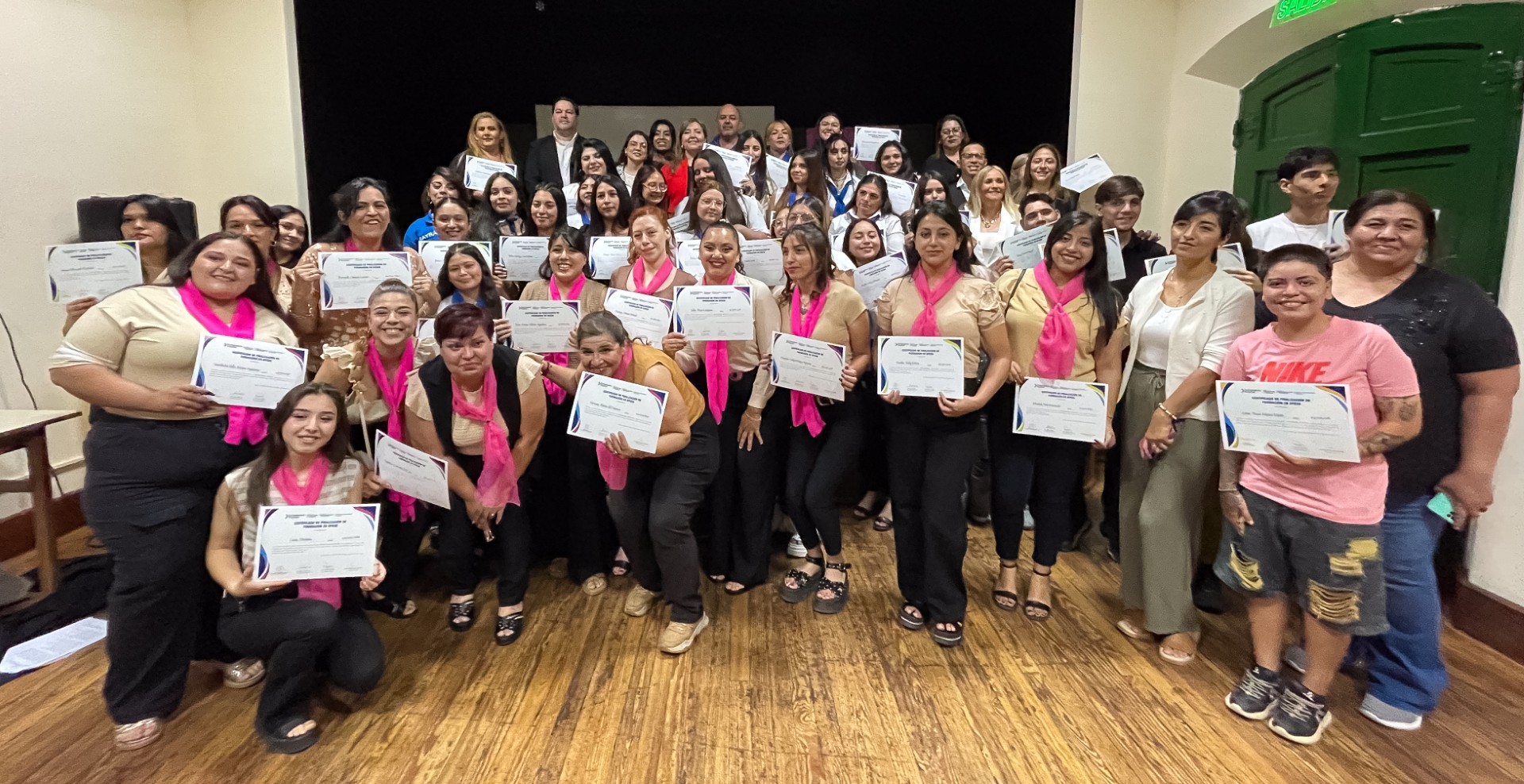 mas-de-100-egresados-en-el-cierre-anual-de-los-talleres-de-oficios-con-certificacion-oficial