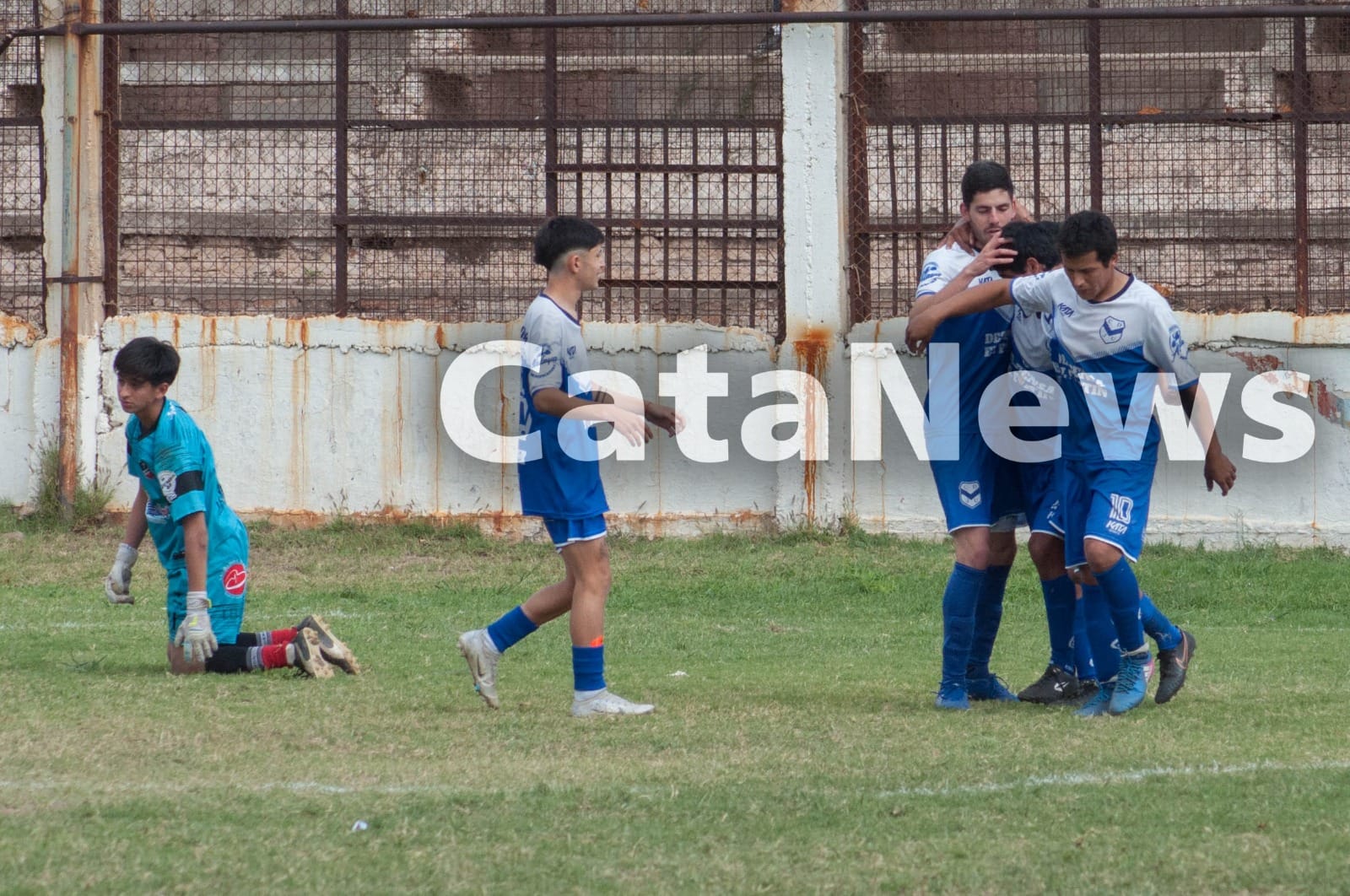 juventud-goleo-y-lidera-a-dos-fechas-del-final