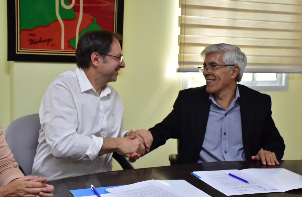 la-unca-firmo-un-convenio-con-el-ministerio-de-gobierno-justicia-y-ddhh