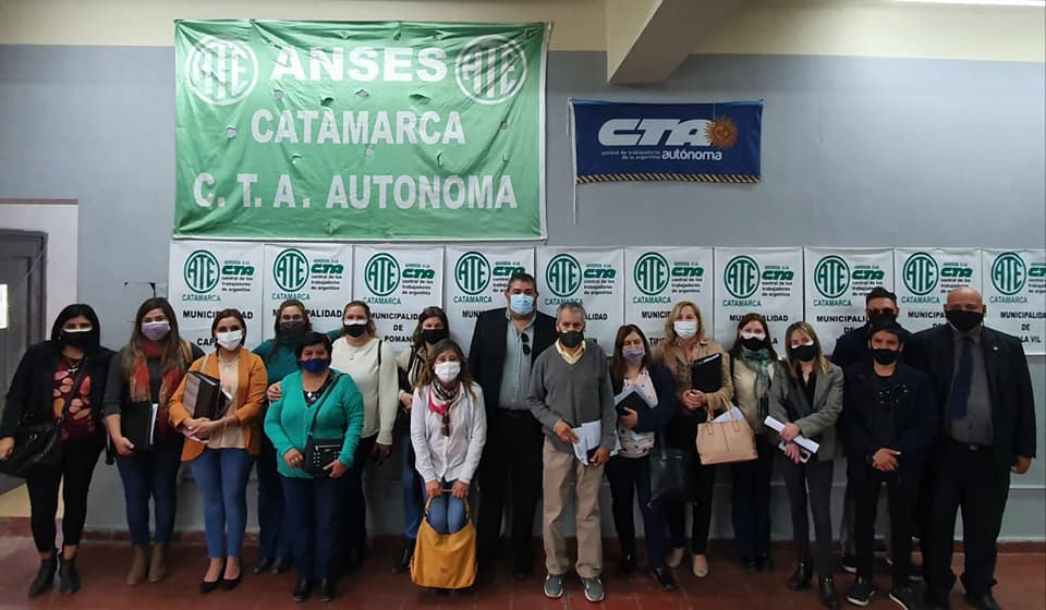 reclamo-y-quite-de-colaboracion-en-fiscalia-de-estado