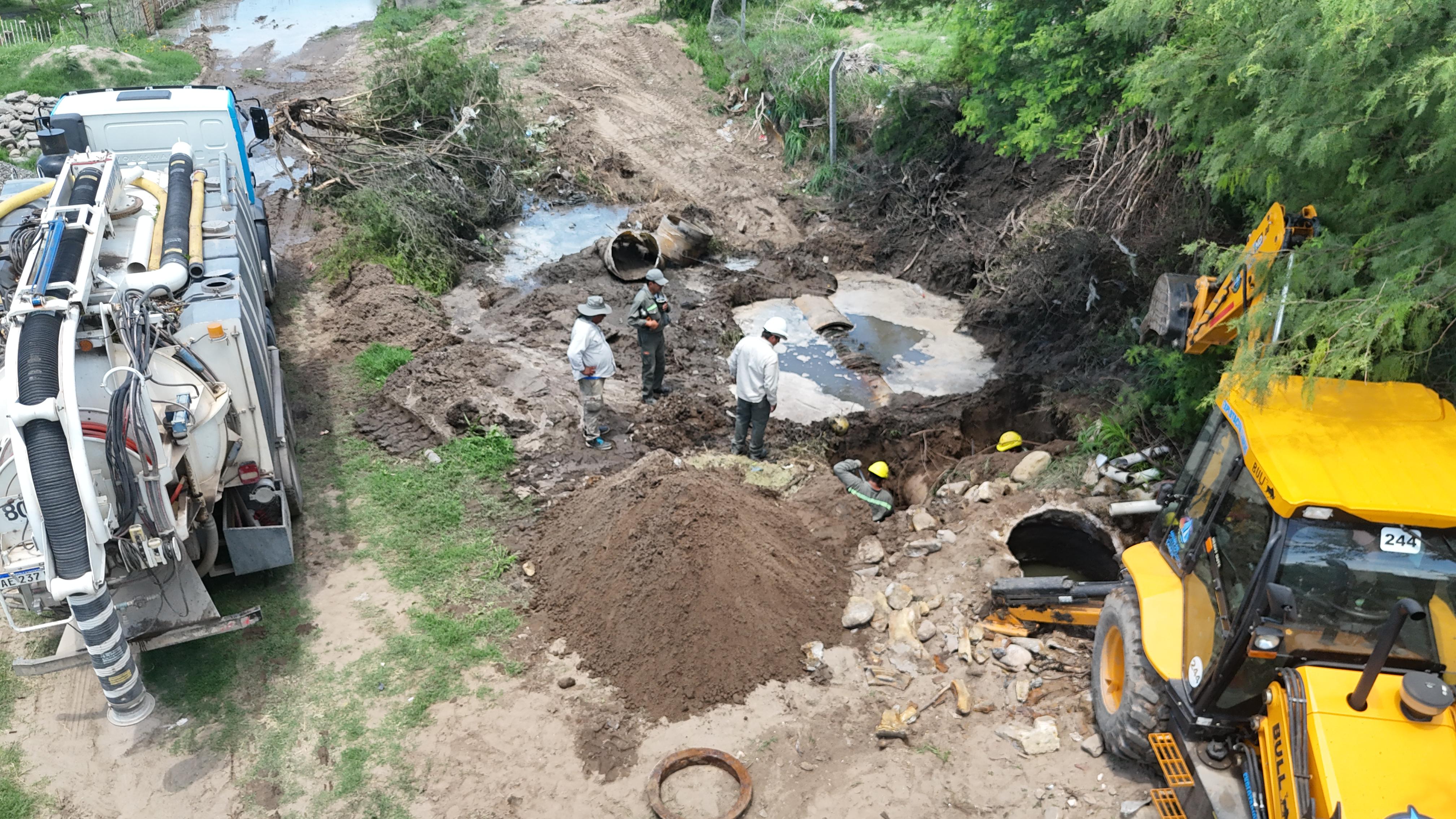 aguas-de-catamarca-advierte-sobre-sobrecarga-en-la-red-cloacal-tras-lluvias-intensas