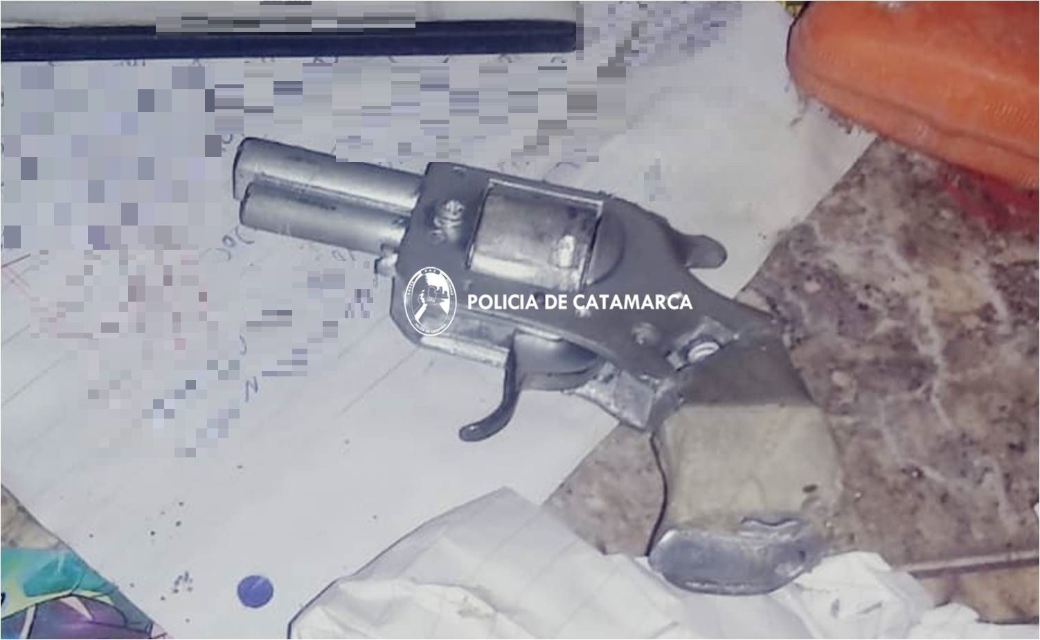 demoraron-a-un-adolescente-que-portaba-un-arma-de-fuego