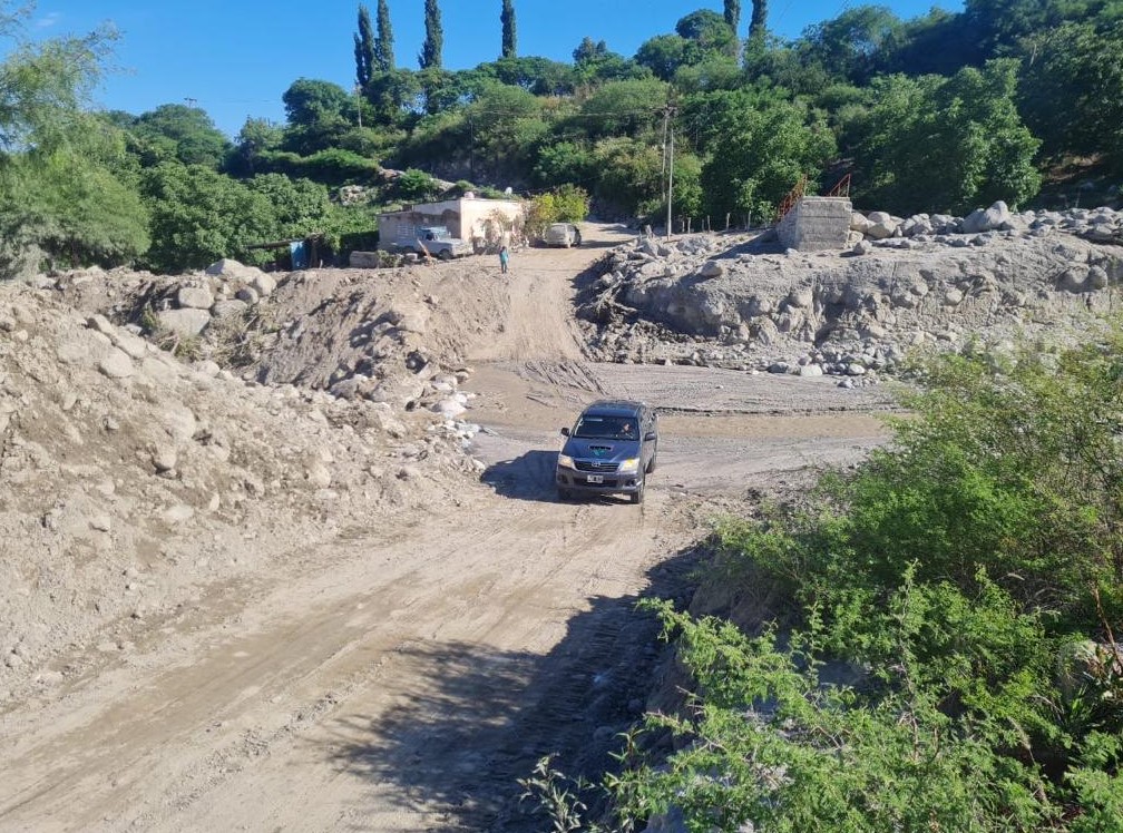 habilitaron-los-accesos-a-rincon-tras-la-creciente-extraordinaria