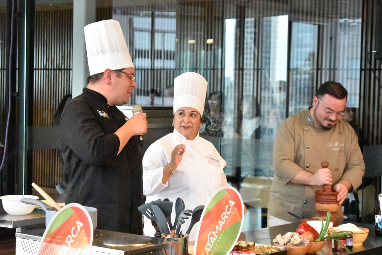 show-de-gastronomia-catamarquena-por-el-dia-de-la-cocina-tradicional