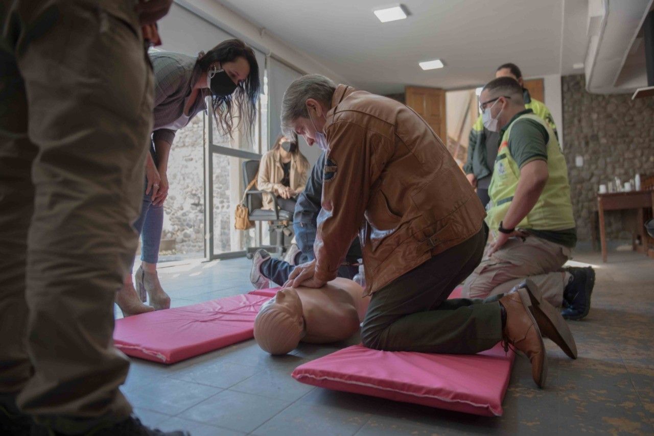 trabajadores-del-senado-se-capacitaron-en-rcp