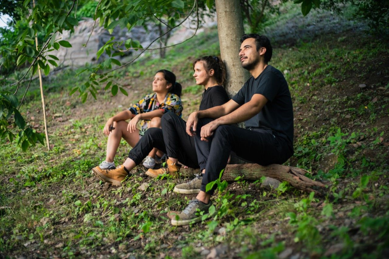 cesalpinia-presenta-su-primer-disco-en-spotify