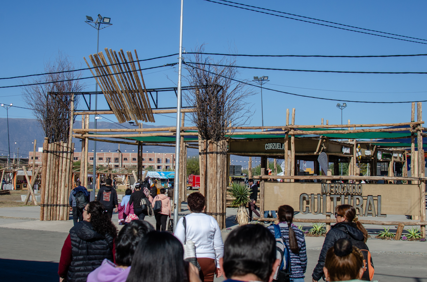 el-mercado-cultural-del-poncho-un-nuevo-espacio-que-llego-para-quedarse