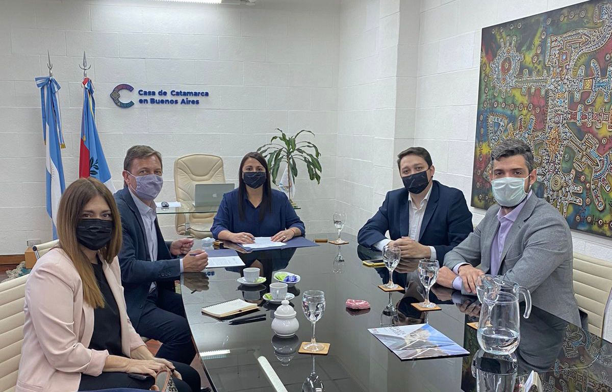 acuerdo-con-microsoft-para-cursos-de-capacitacion-en-catamarca