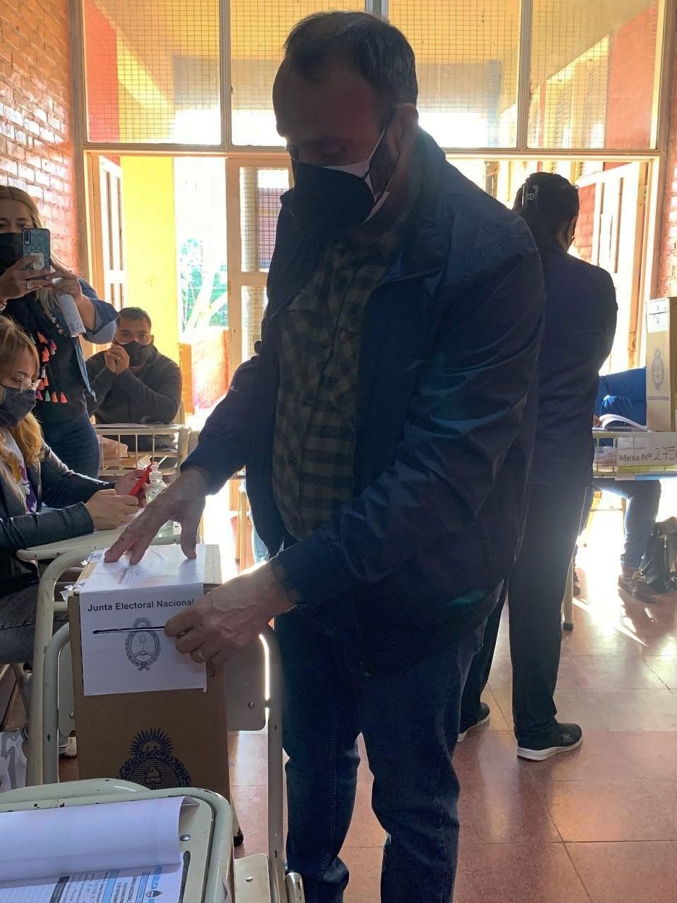 dante-lopez-rodriguez-emitio-su-voto