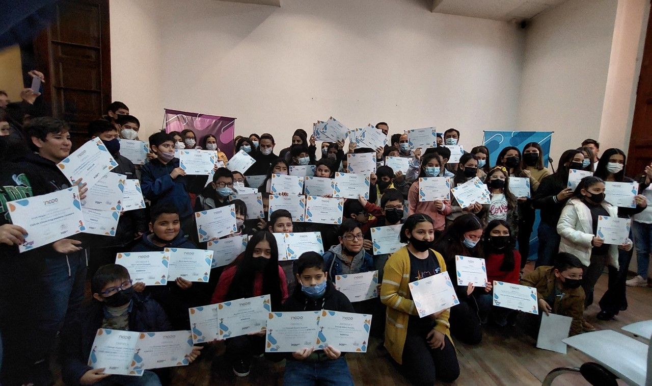 mas-de-80-ninos-recibieron-certificados-en-robotica-educativa-y-programacion