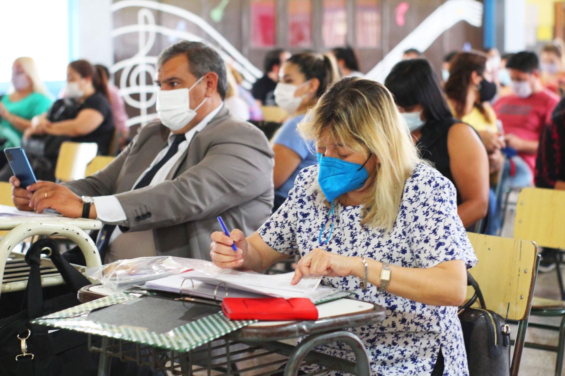 finalizaron-las-6-asambleas-de-opcion-de-horas-catedras-interinas-y-suplentes