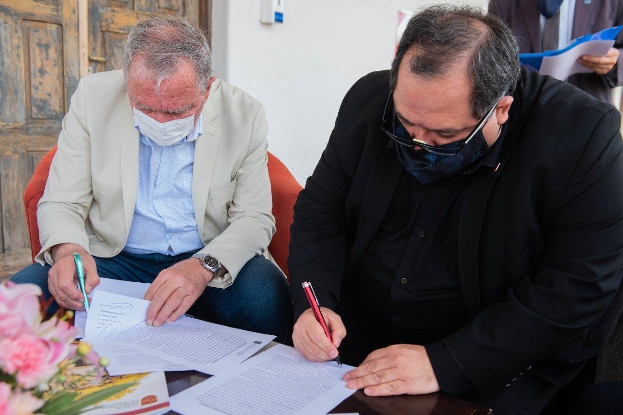 convenio-entre-el-senado-y-la-facultad-de-ciencias-economicas-y-administracion