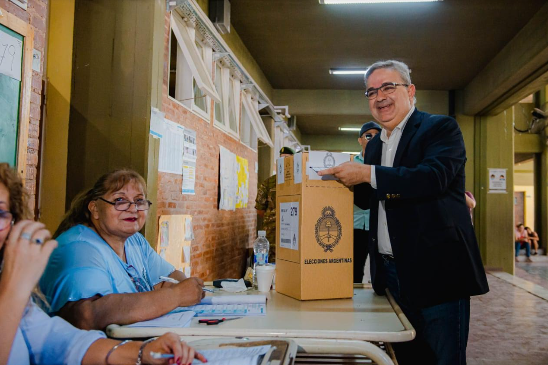 raul-jalil-emitio-su-voto-confio-en-nuestro-espacio-politico