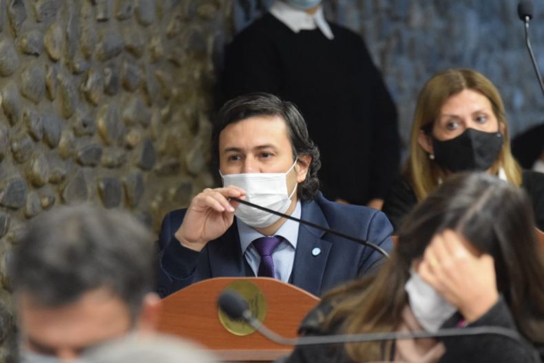 subfacturacion-de-livent-para-aguirre-la-denuncia-de-avila-no-tiene-sustento-legal