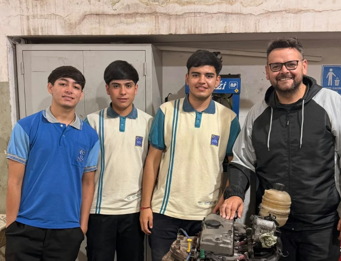 donan-un-motor-a-la-epet-n-6-para-reforzar-la-capacitacion-de-los-futuros-tecnicos
