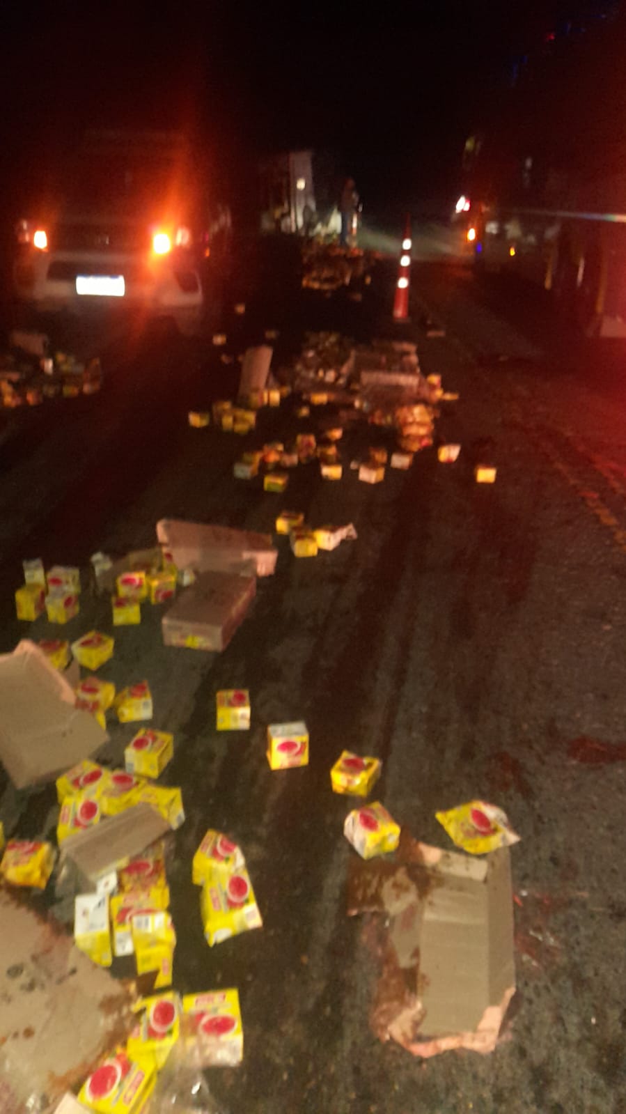 cuesta-del-totoral-volco-el-acoplado-de-un-camion-cargado-con-pure-de-tomate