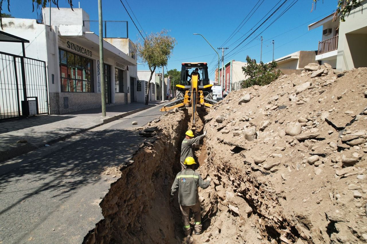 renovacion-de-la-red-cloacal-en-calle-ayacucho