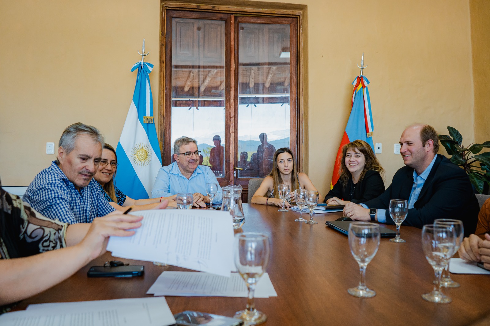 el-sueldo-minimo-de-un-empleado-de-la-administracion-publica-sera-de-300000