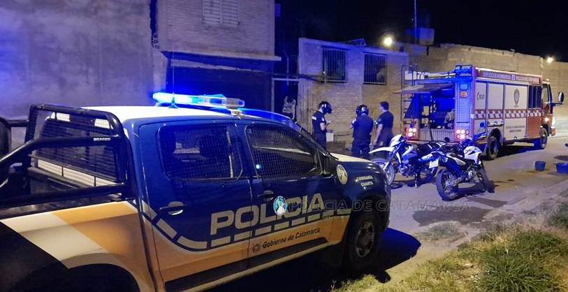 se-incendio-una-casa-en-la-zona-oeste-de-la-capital