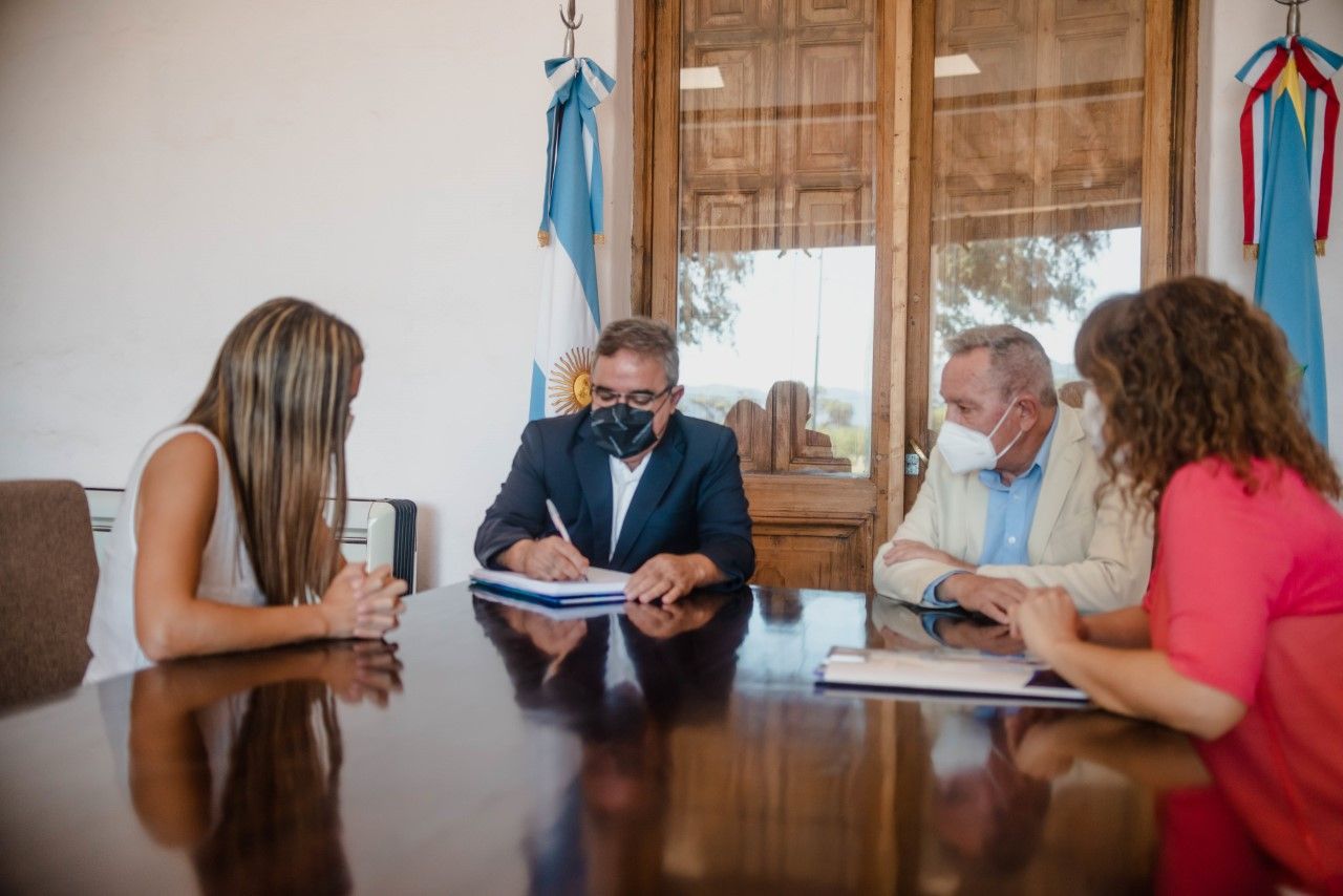 el-gobierno-convoco-a-paritarias