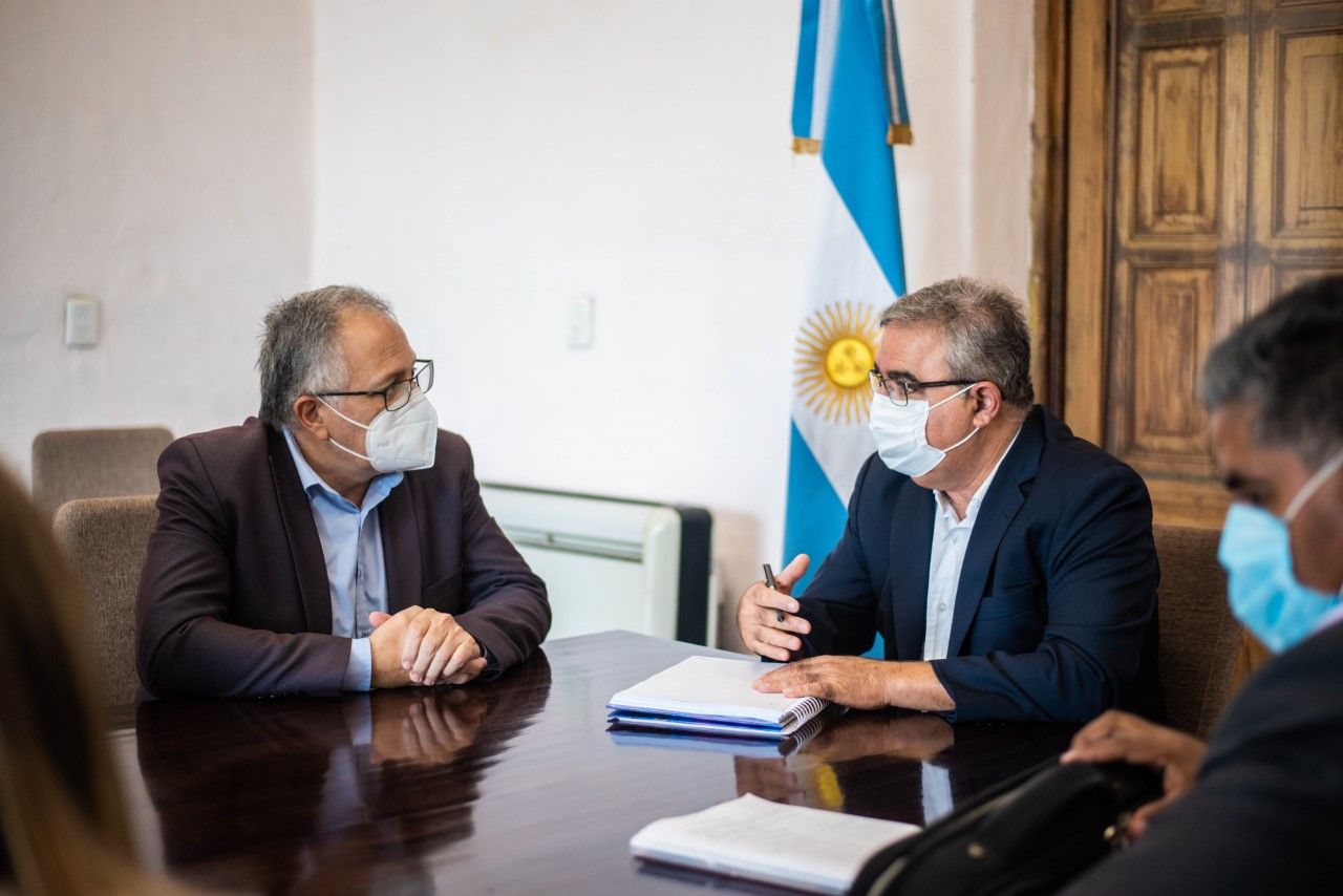 en-busca-de-inversiones-mineras-jalil-viaja-a-canada