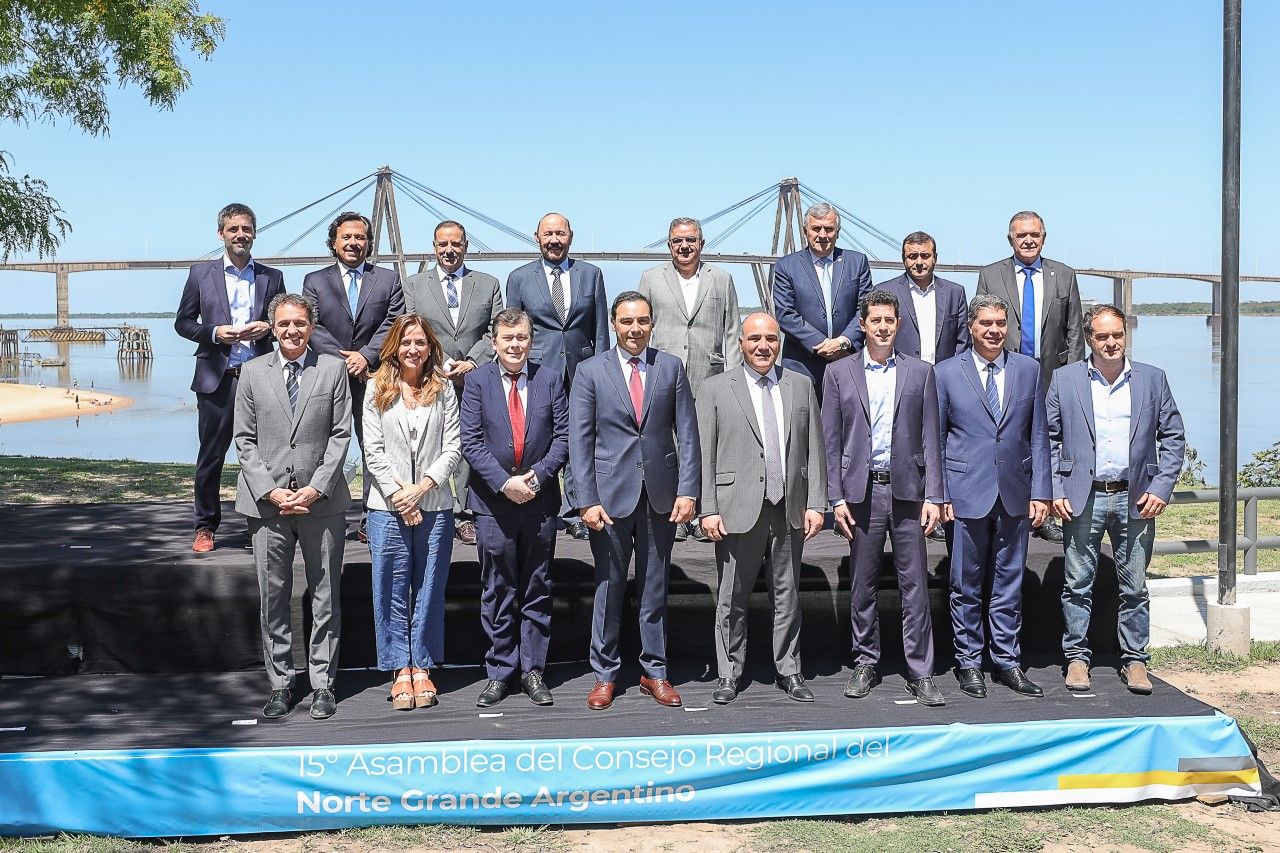 jalil-junto-a-los-gobernadores-del-norte-grande