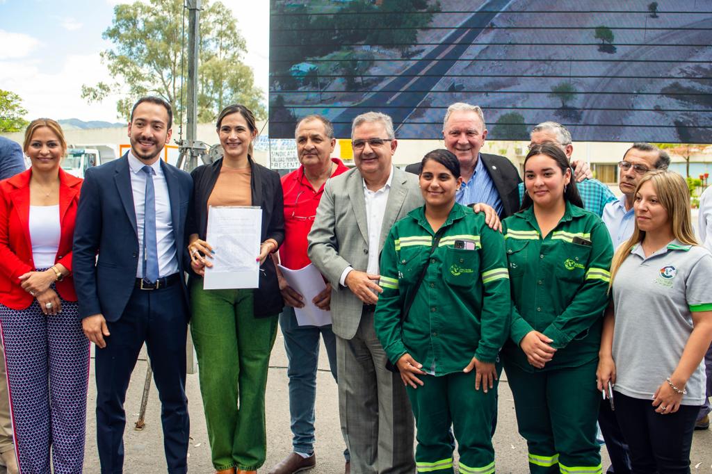 mas-de-700-trabajadores-de-vialidad-provincial-fueron-recategorizados