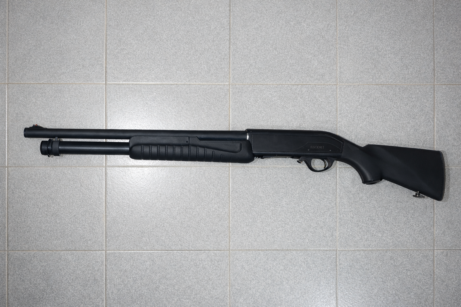 secuestran-una-escopeta-tras-una-denuncia-por-amenazas-en-el-alto