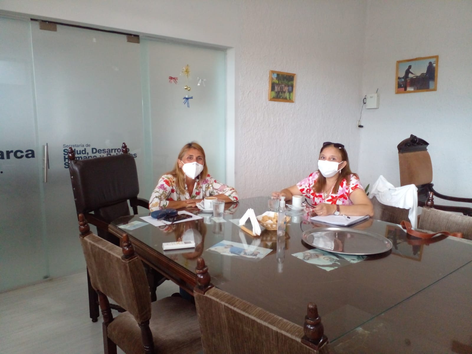 reunion-de-la-direccion-de-odontologia-con-la-subsecretaria-de-salud