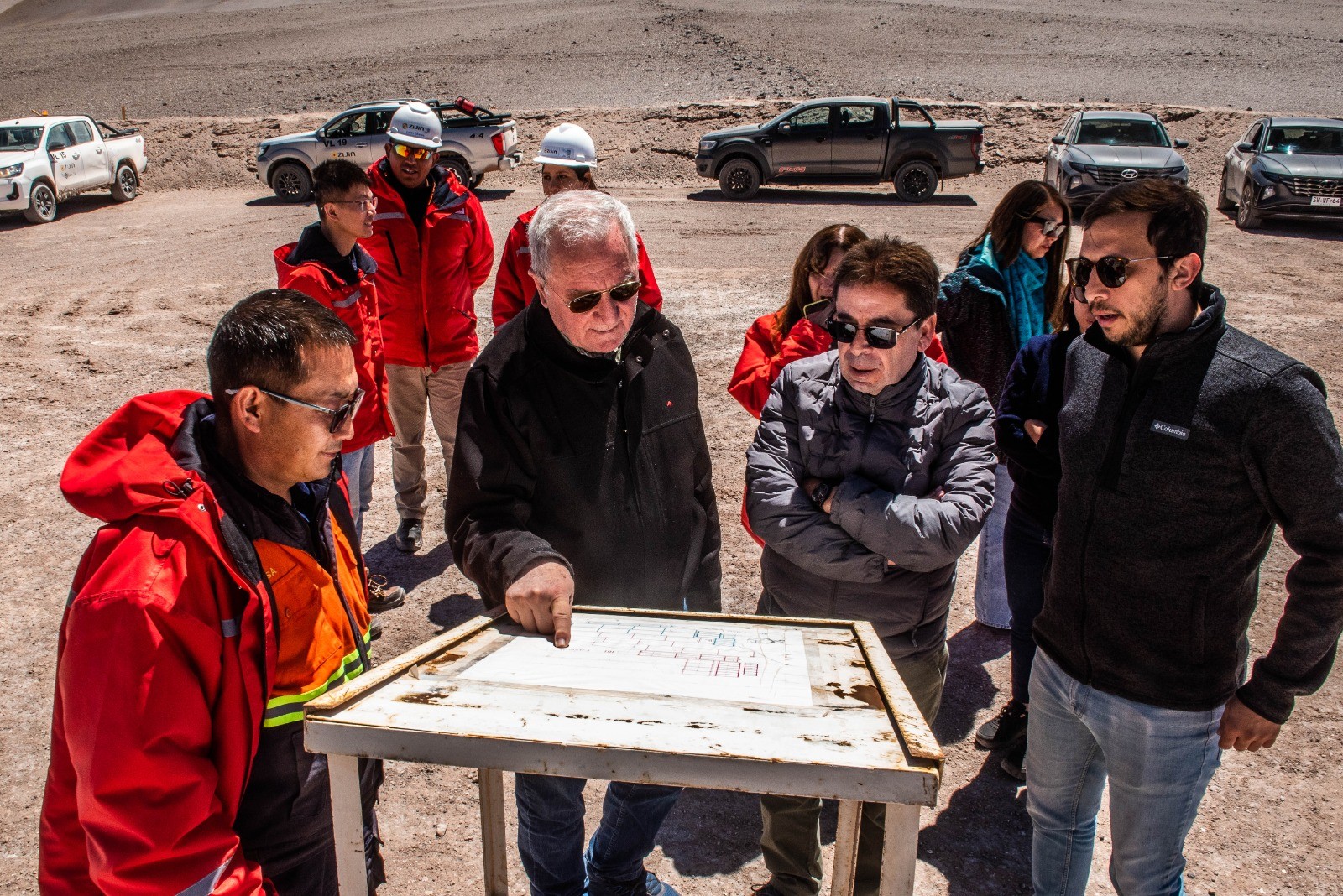 el-vicegobernador-recorrio-el-proyecto-de-litio-tres-quebradas-junto-al-gobernador-de-atacama