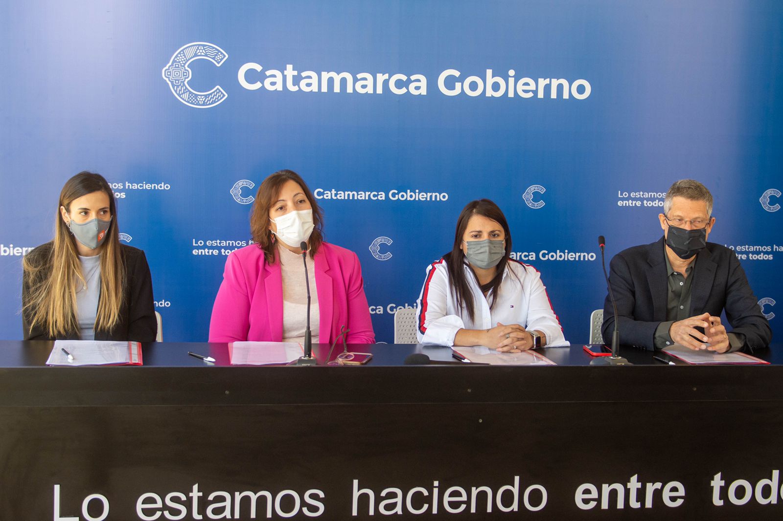 se-lanzo-el-nuevo-hackathon-para-acelerar-la-transformacion-digital-de-las-pymes-en-catamarca