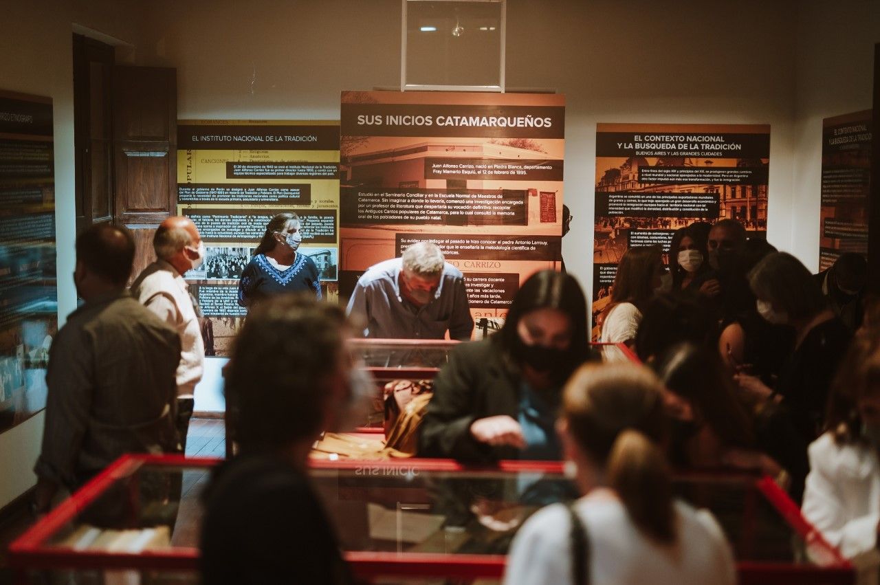 abrio-la-muestra-sobre-juan-alfonso-carrizo-en-la-casa-de-la-cultura