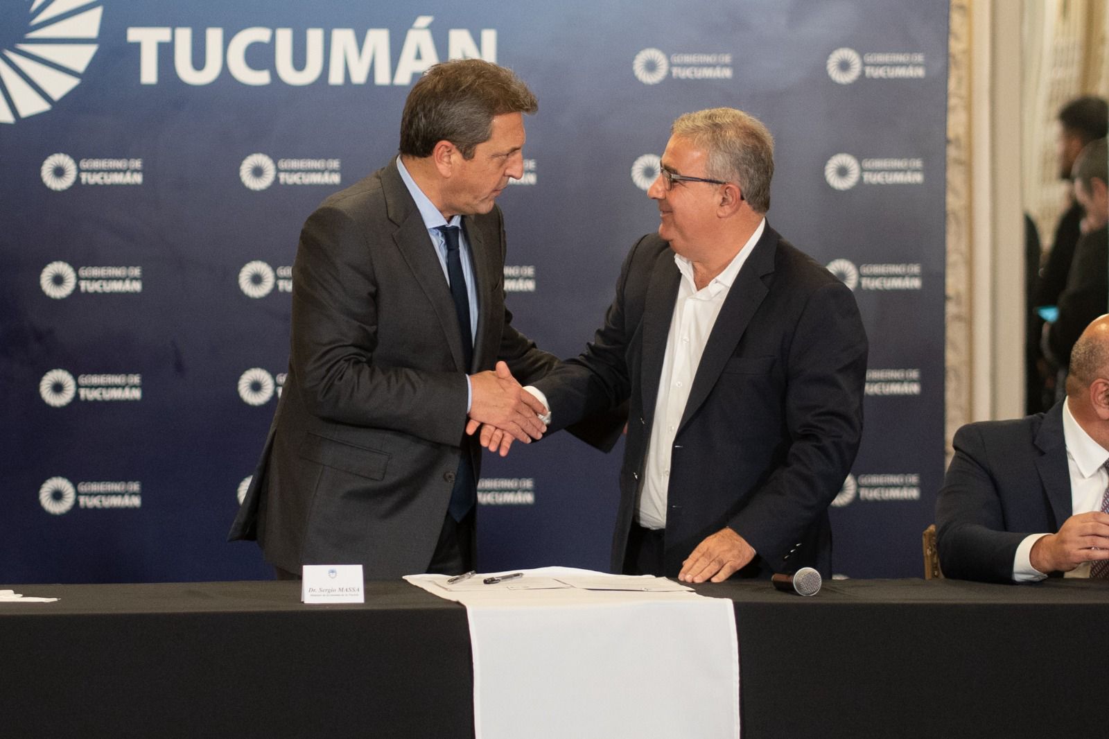 jalil-y-gobernadores-firmaron-convenios-con-el-ministro-sergio-massa-para-obras