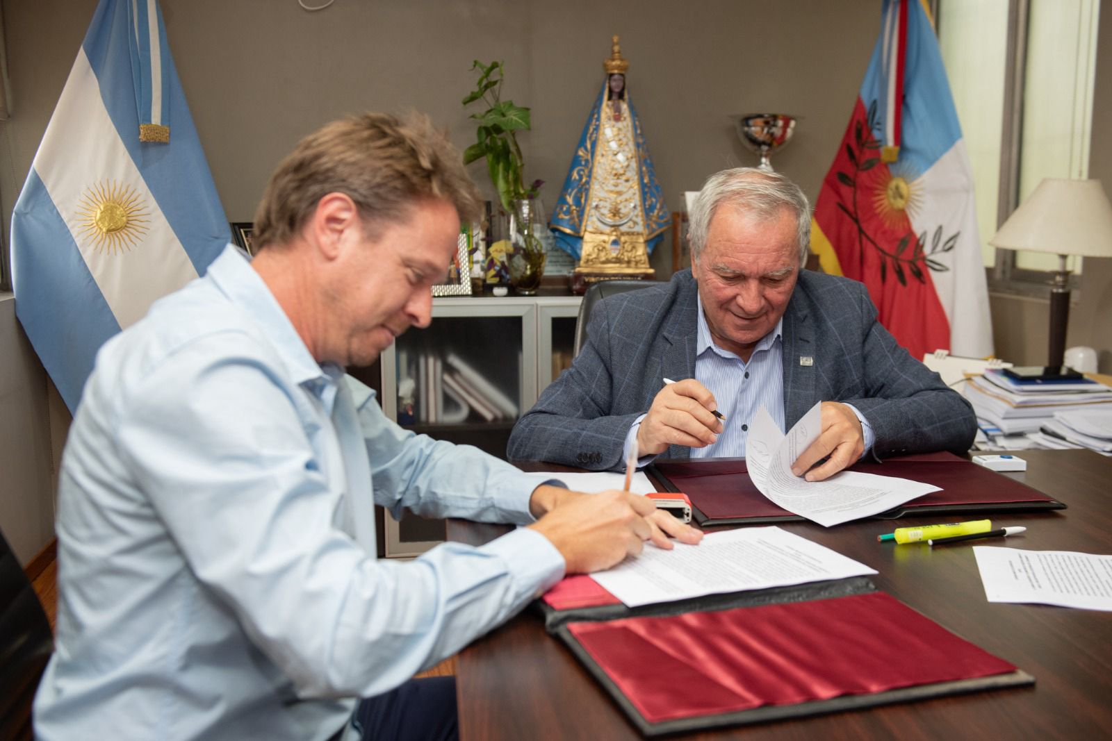 vicegobernacion-y-senado-colaboraran-con-la-direccion-de-defensa-al-consumidor