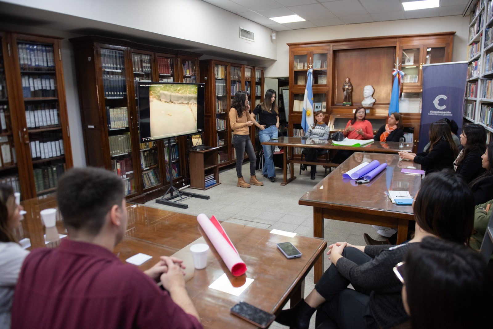 vicegobernacion-y-senado-continuan-capacitando-en-ley-micaela