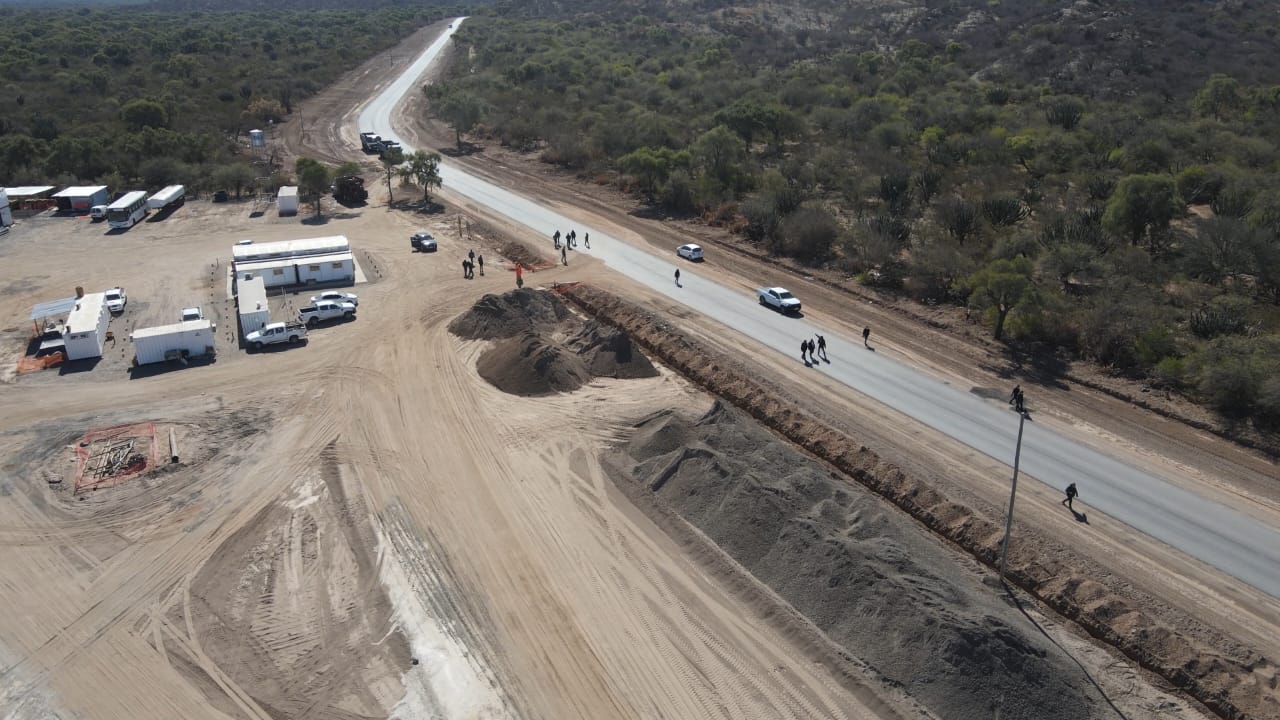 avanza-la-obra-de-pavimentacion-de-la-ruta-provincial-7