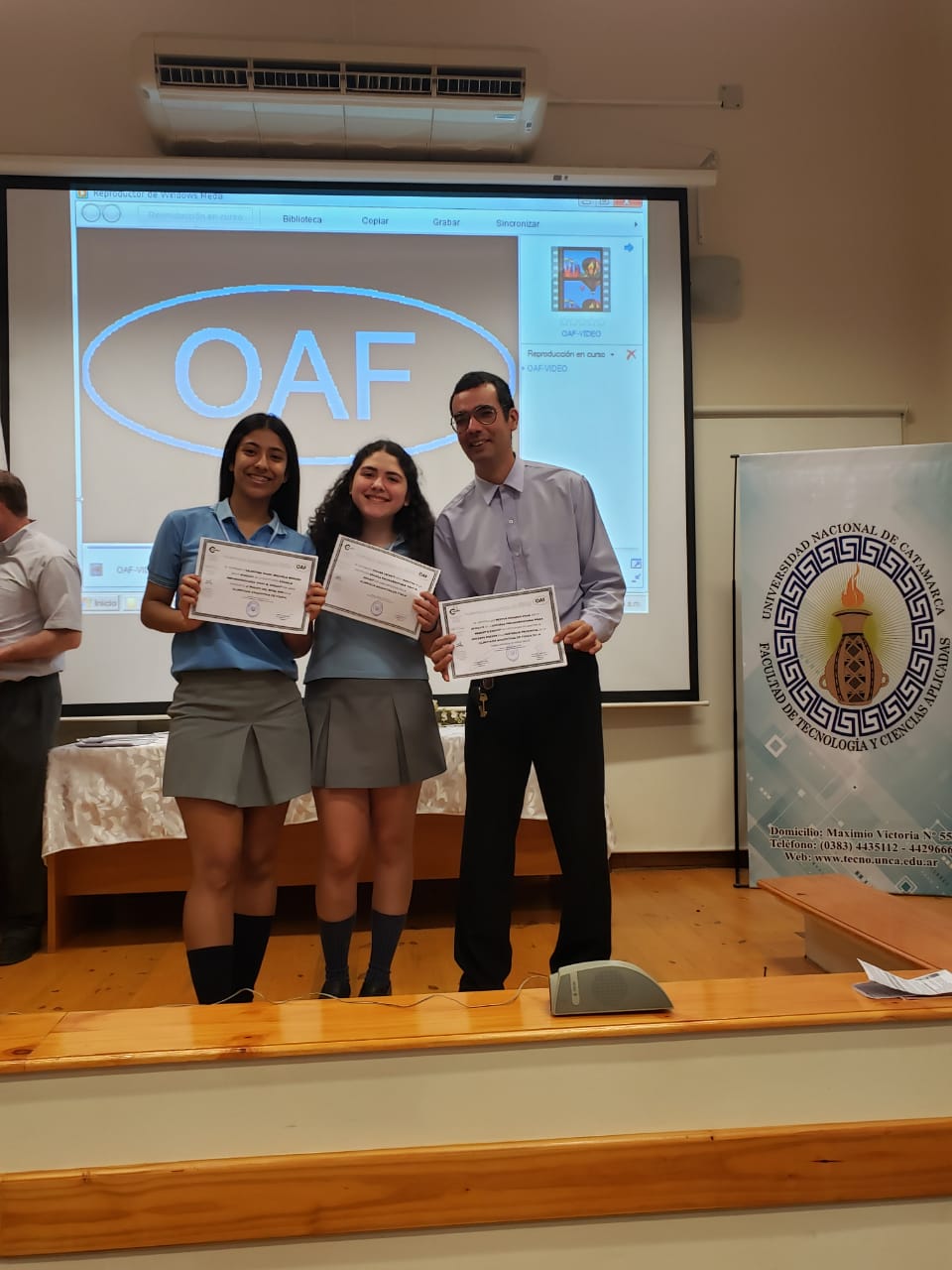 alumnas-de-la-fray-obtuvieron-el-primer-y-segundo-puesto-en-las-olimpiadas-argentinas-de-fisica