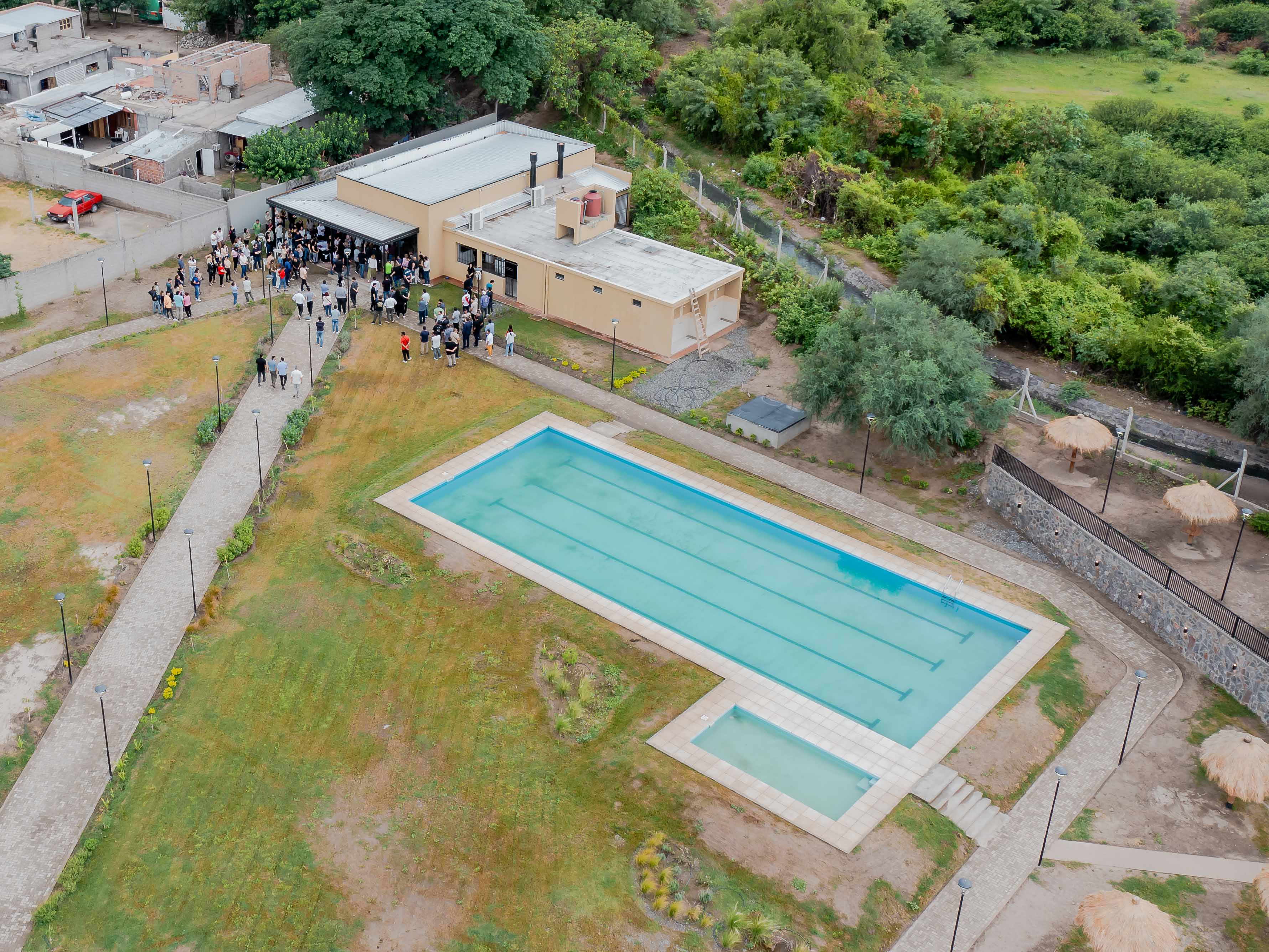 inauguraron-el-predio-social-y-deportivo-para-trabajadores-del-ipv-y-la-vivienda