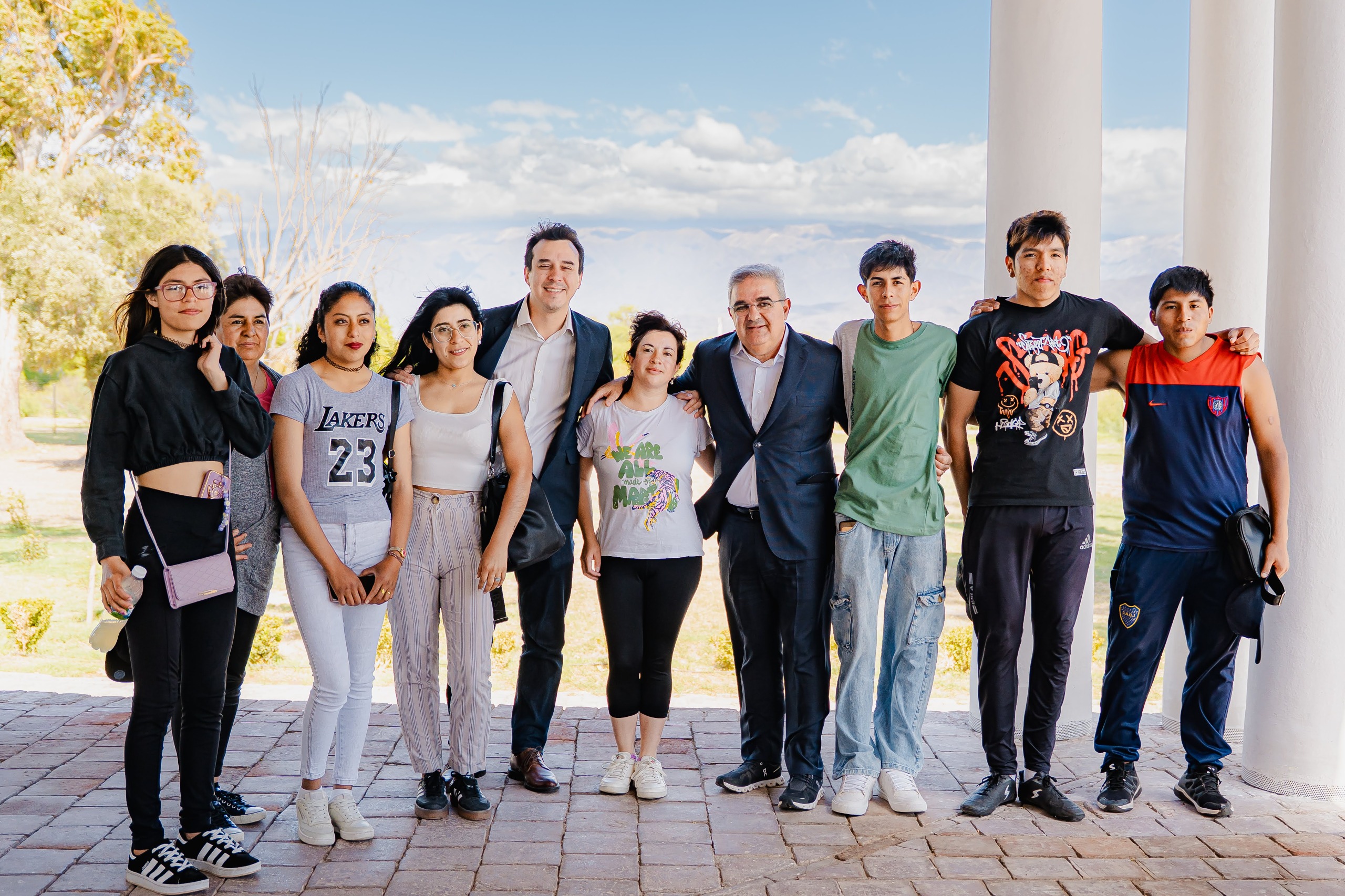 jalil-recibio-a-jovenes-de-santa-maria-que-buscan-oportunidades-de-formacion-en-la-capital