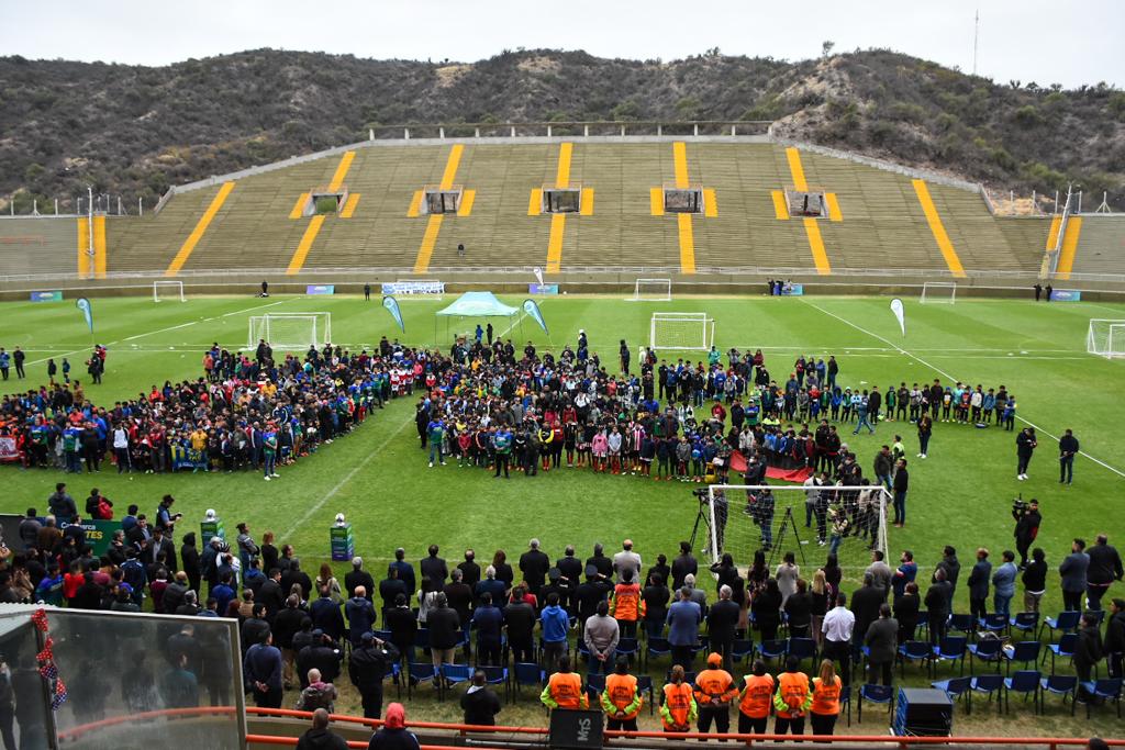 el-estadio-bicentenario-volvio-a-abrir-sus-puertas-al-publico