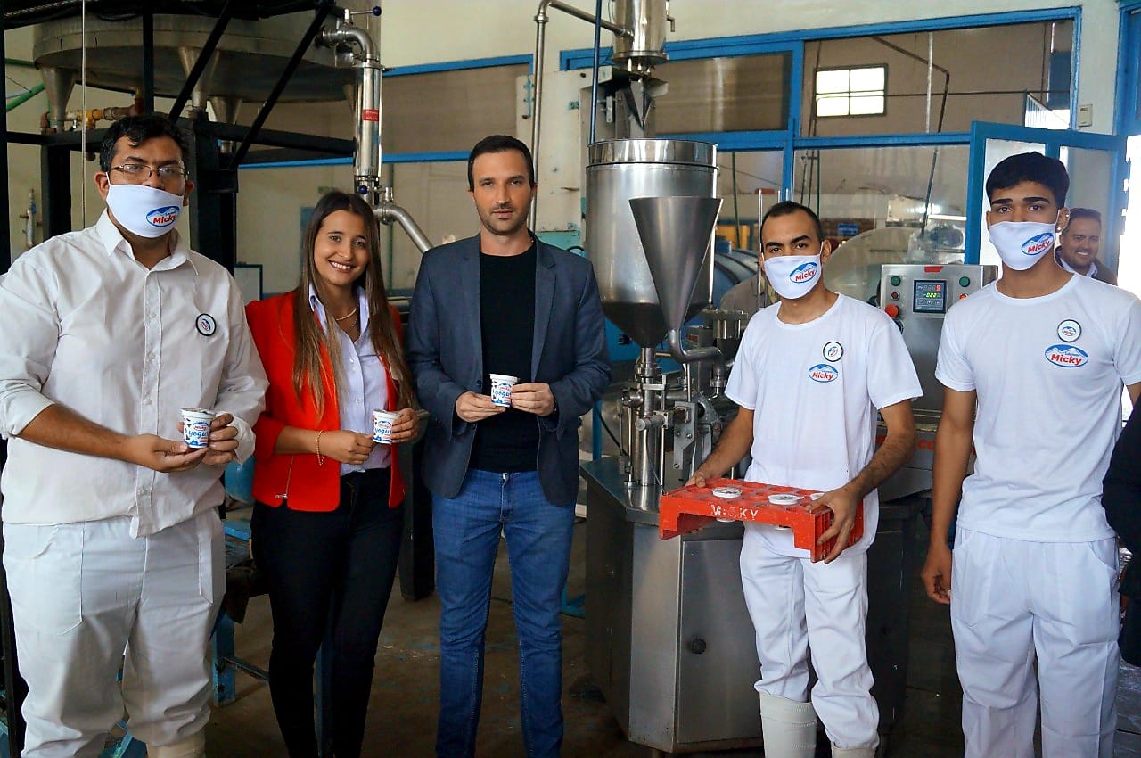 reinauguro-la-tradicional-empresa-lactea-micky