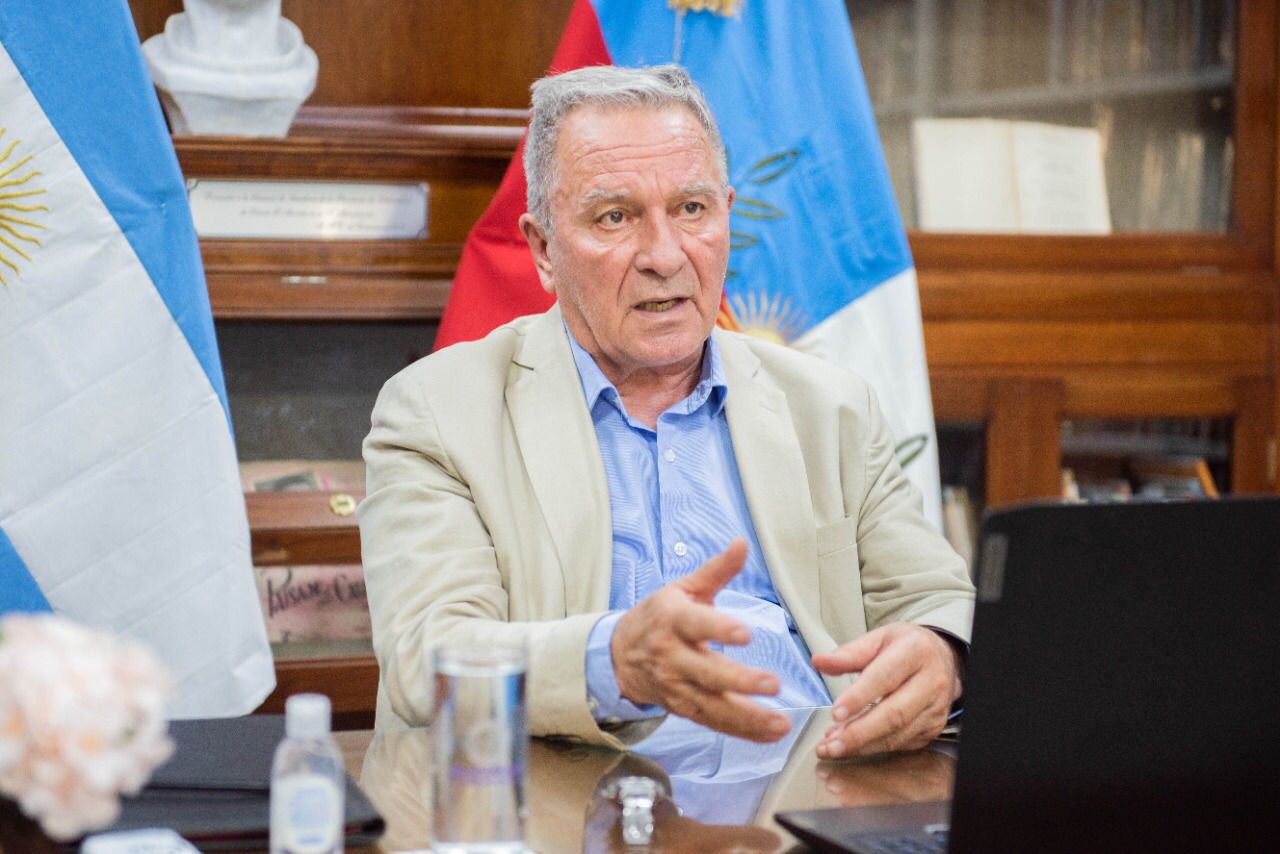 el-vicegobernador-se-reunio-junto-al-ceo-de-ypf-luz