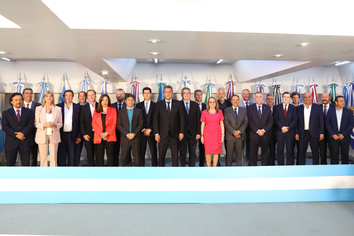 gobernadores-reafirmaron-su-respaldo-a-sergio-massa-cara-al-balotaje