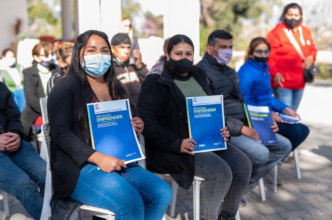 entrega-de-subsidios-del-programa-emprender