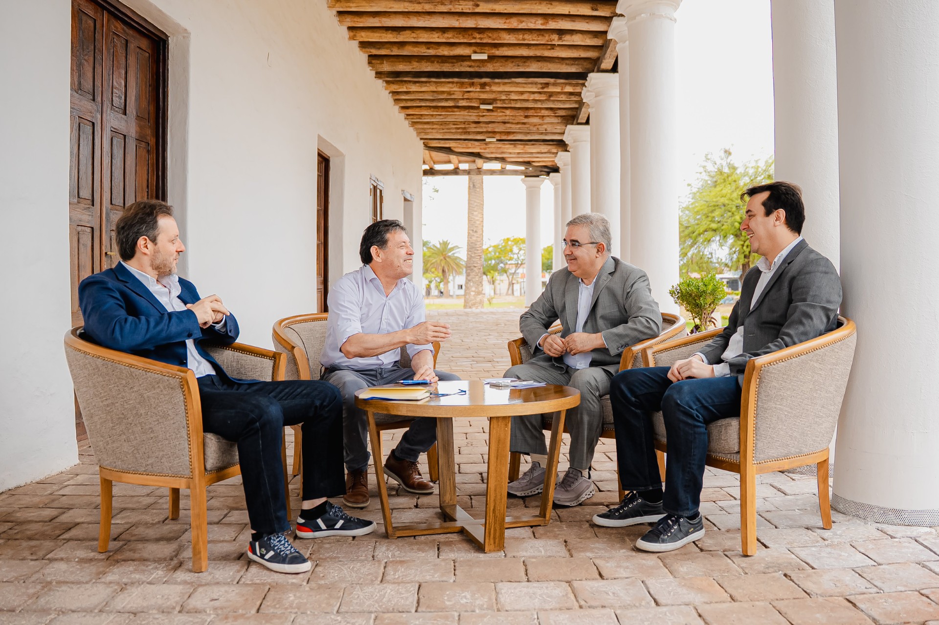 gobierno-y-municipio-de-londres-avanzan-en-la-definicion-de-obras-para-el-presupuesto-2026