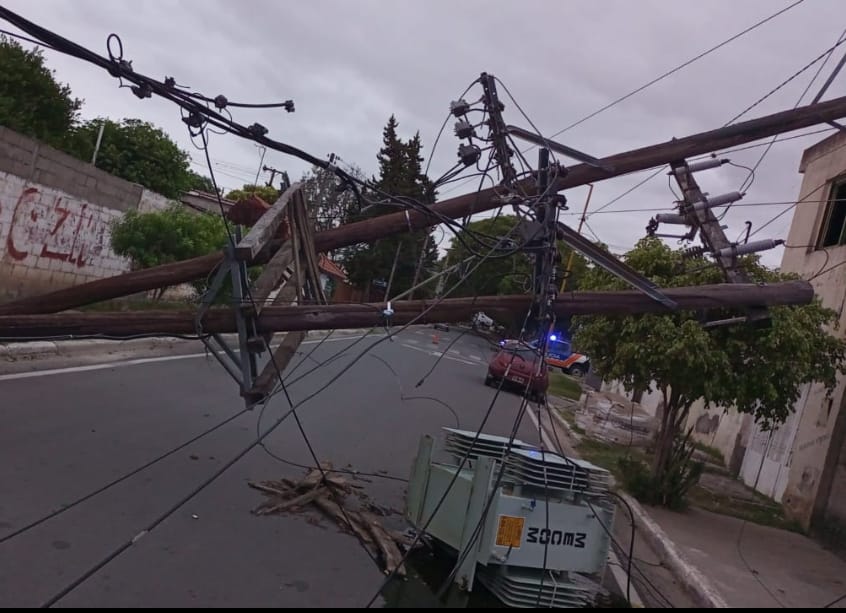 piedra-blanca-sin-energia-por-la-caida-de-un-transformador