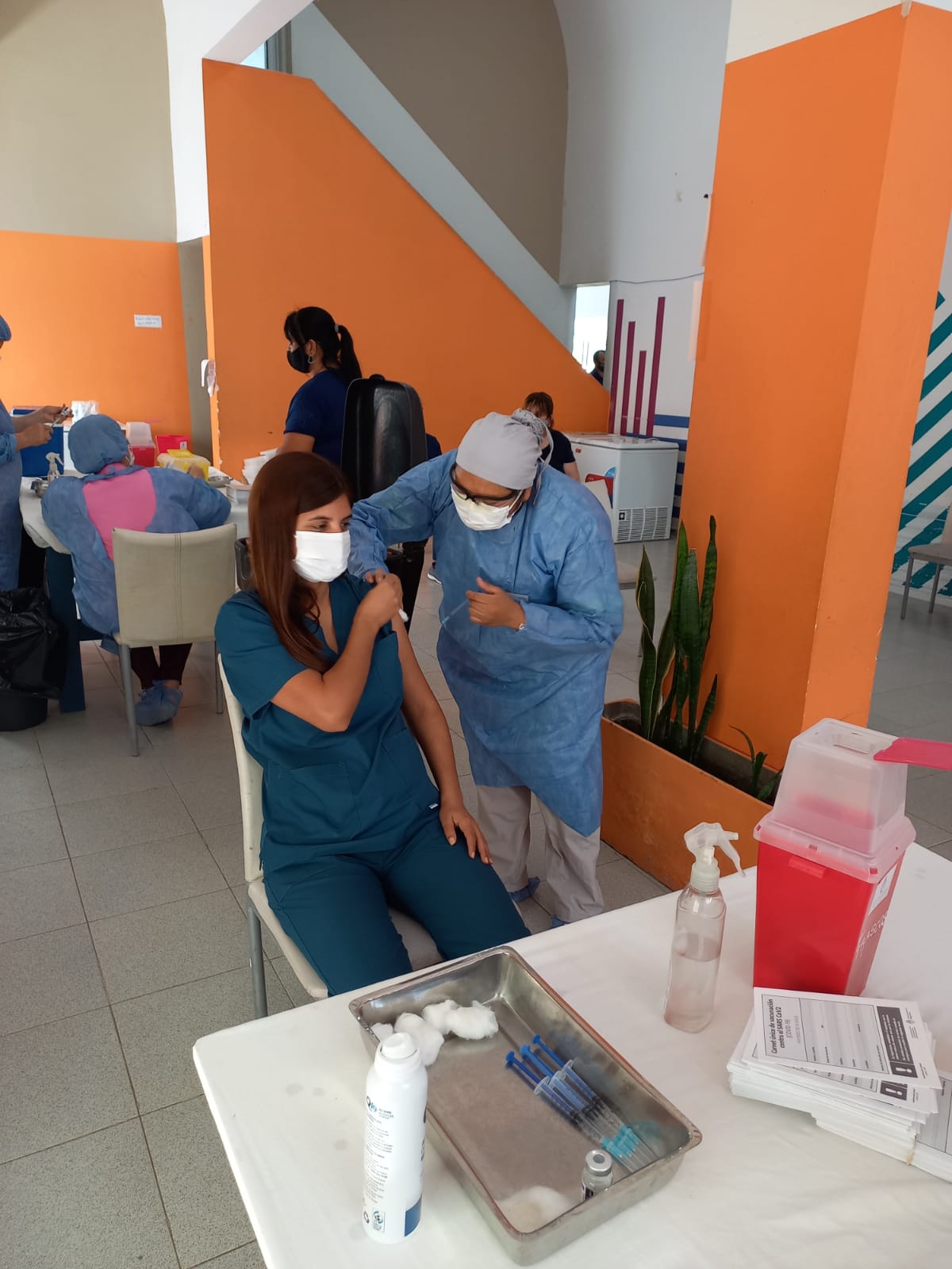 diferencia-entre-dosis-adicional-y-refuerzo